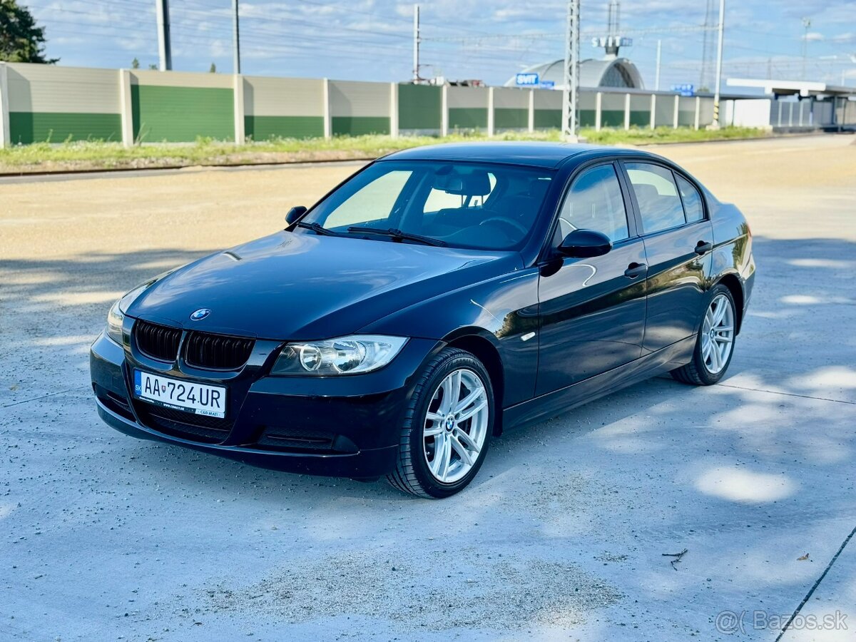 BMW e90 318i benzin sedan R17 nová STK a EK