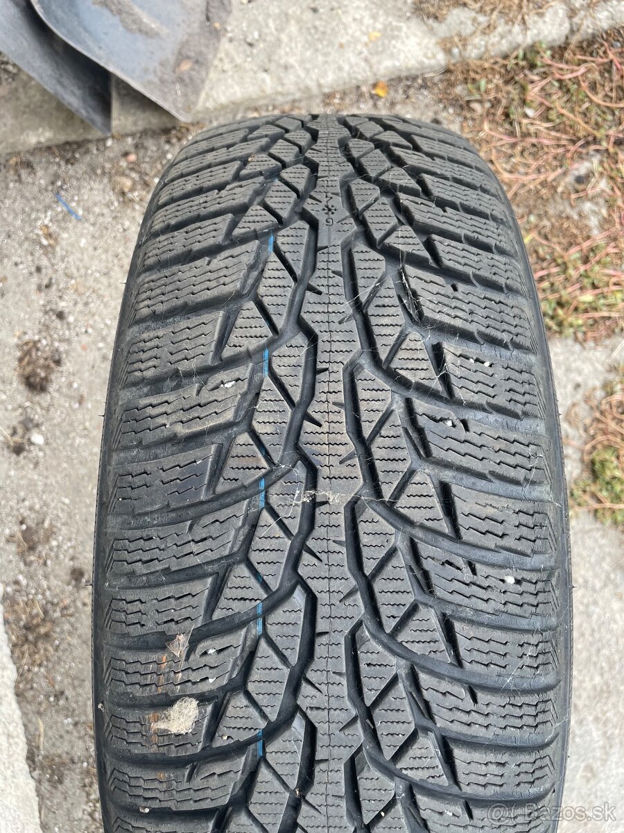 Predam 4x nokian wr d4 205/60/r16
