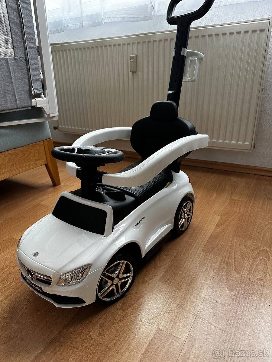 Predám odrážadlo s vodiacou tyčou Mercedes Benz AMG C63