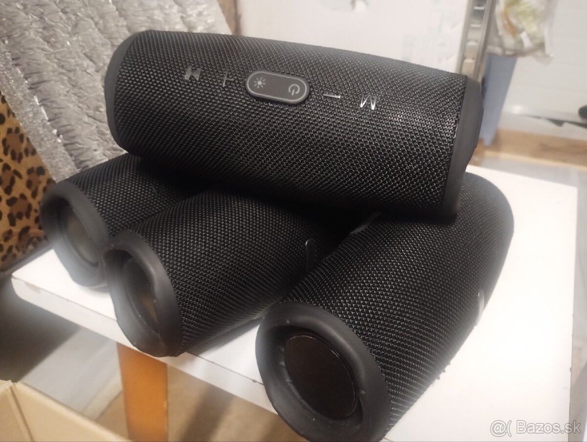 JBL-FAKE 4x RADIOREPRO