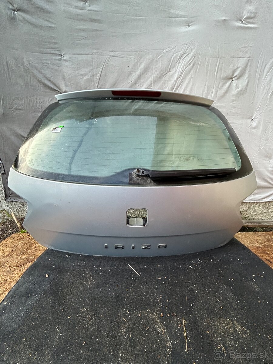 Seat ibiza zadny kufor