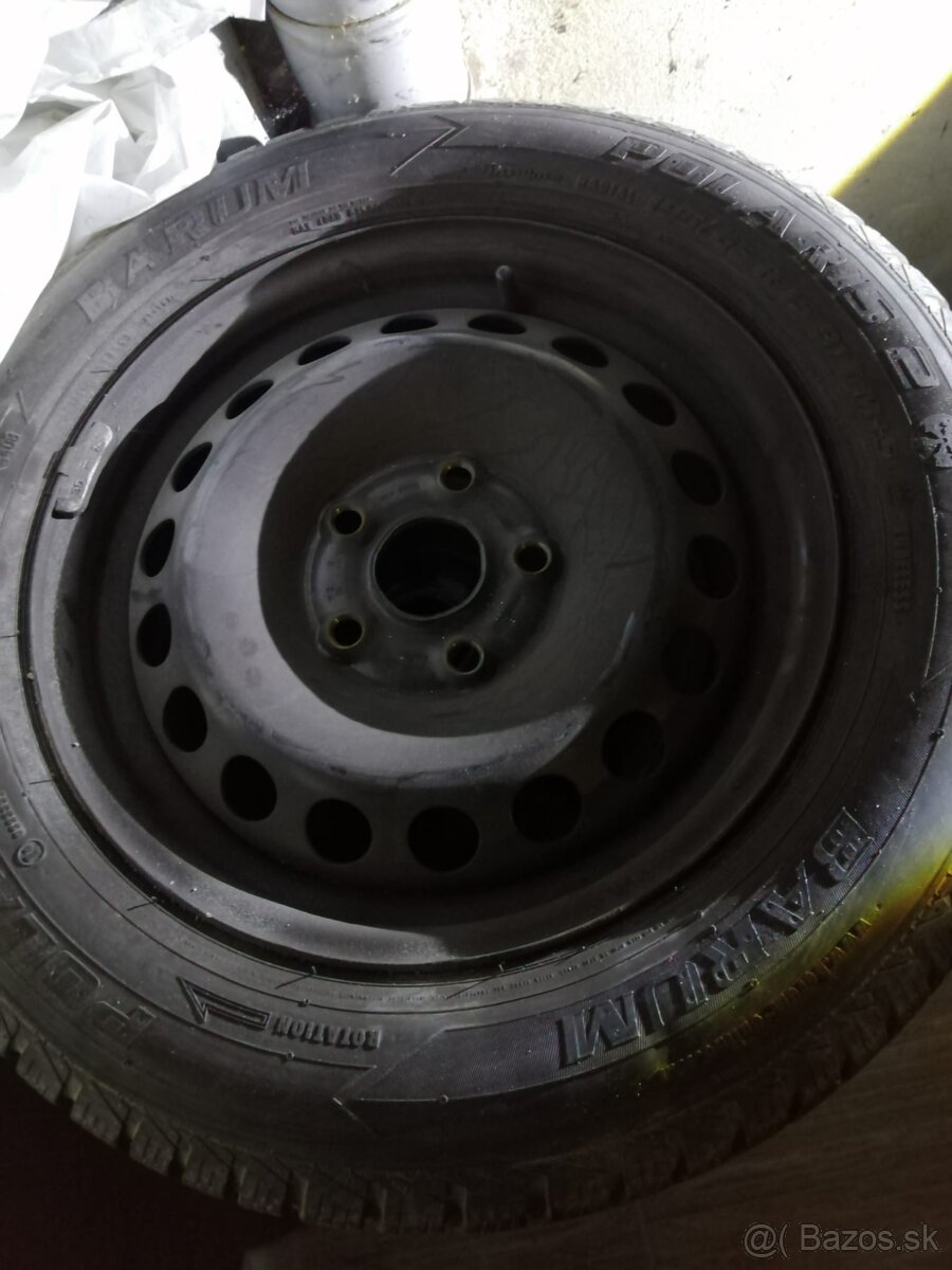 Predám zimné pneu na diskoch
