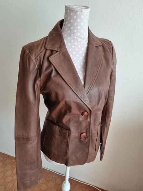 nové hnedé kožené sako Comma v. 38