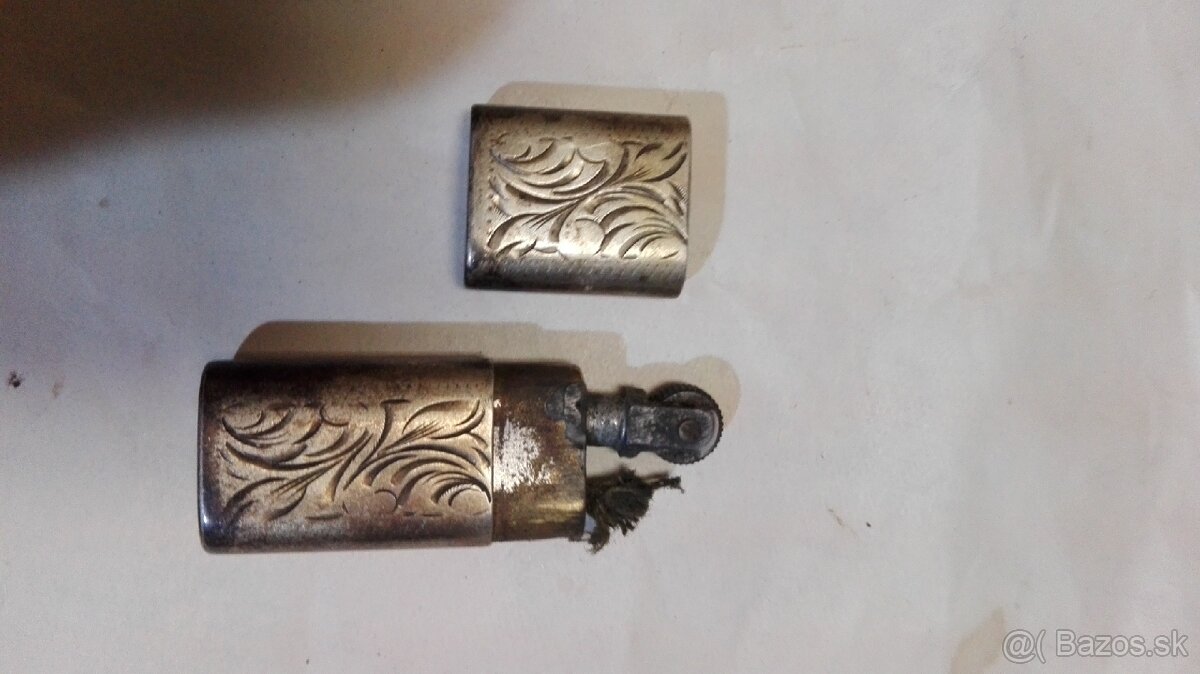 Starozitny strieborny zapalovac