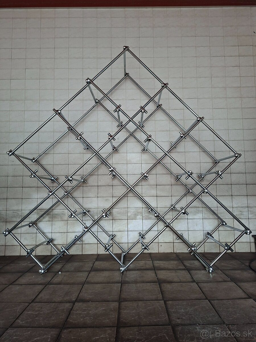 Predám masívny oceľový regál na disky