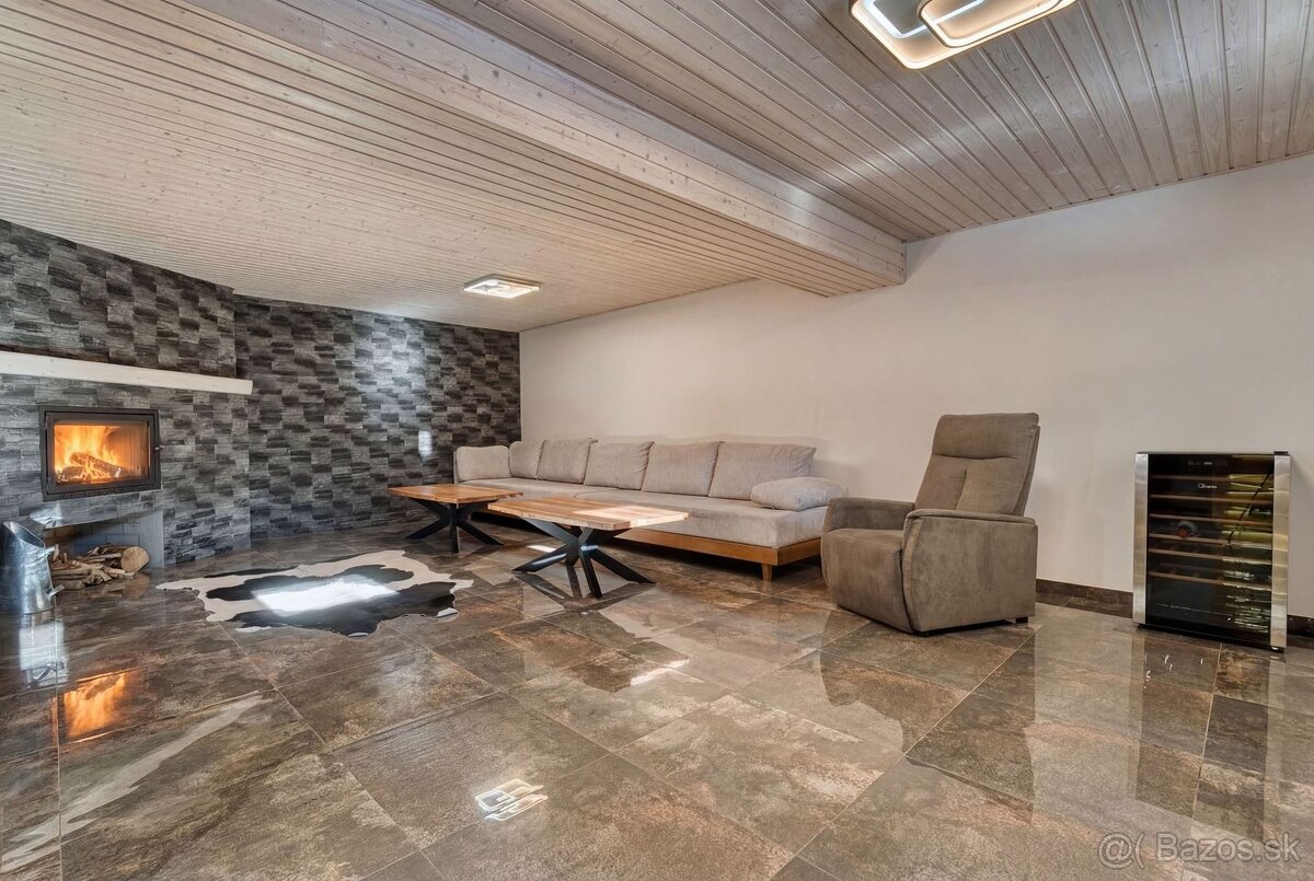 NOVÁ CENA | Rekonštruovaná wellness chata – Vrbov