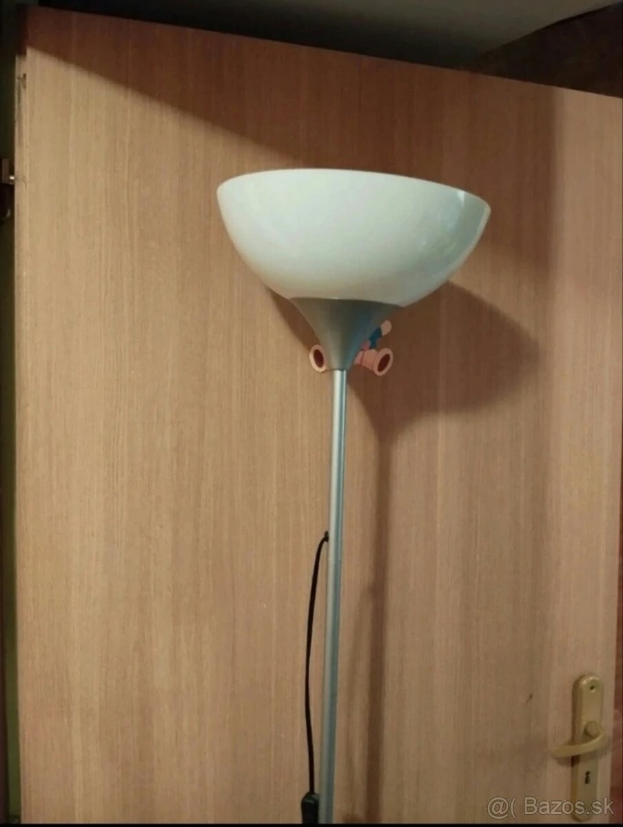 Stojaca lampa IKEA