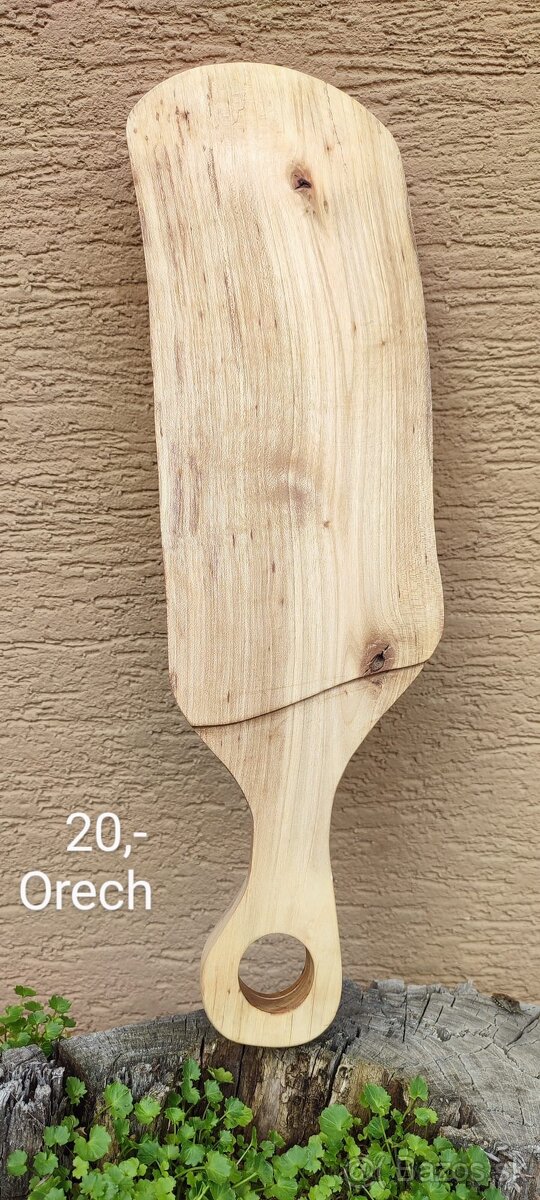 Drevenny loparik z orechu