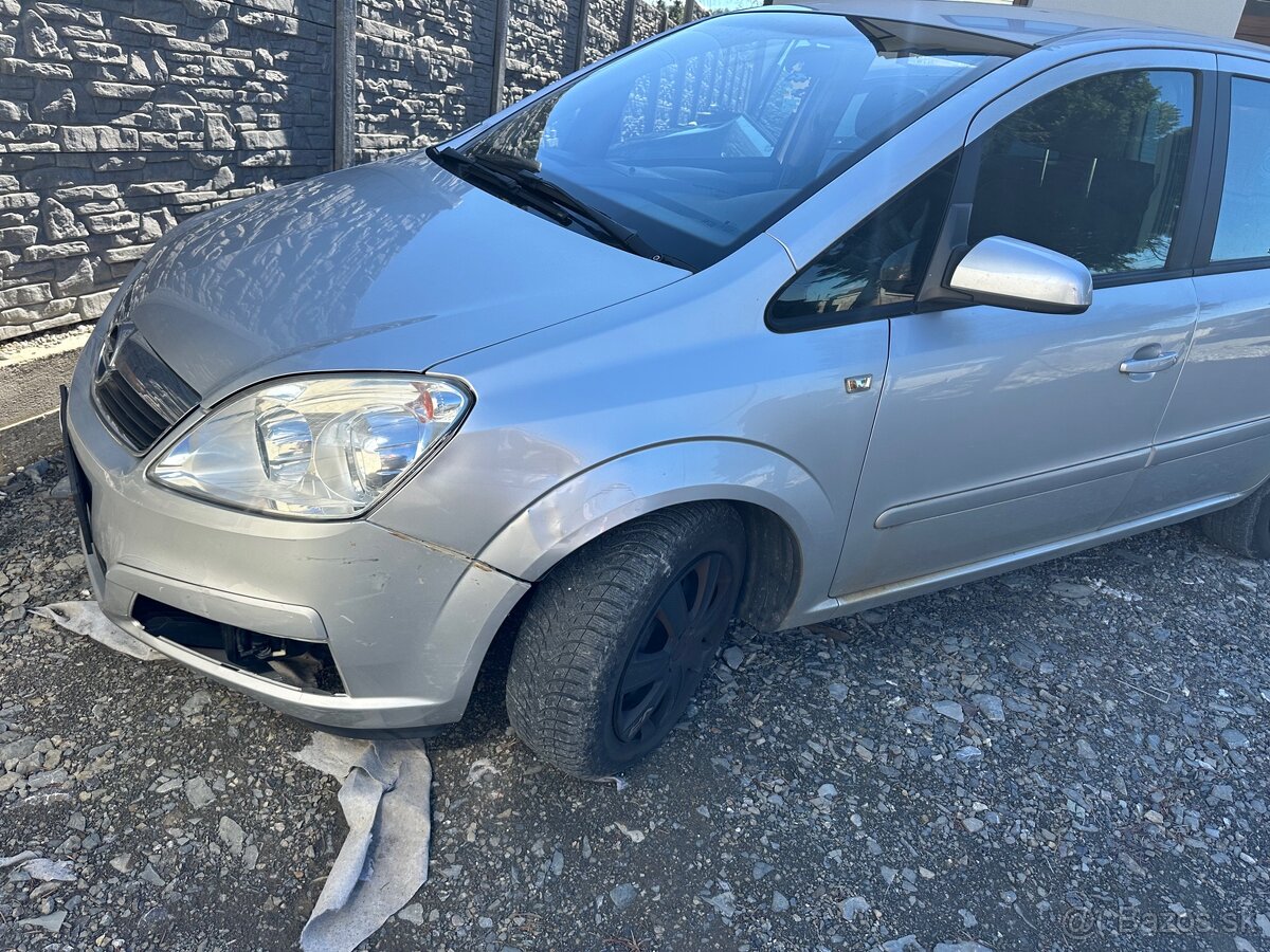 Opel zafira B 1.6 benzin 1.6 77kw 2007