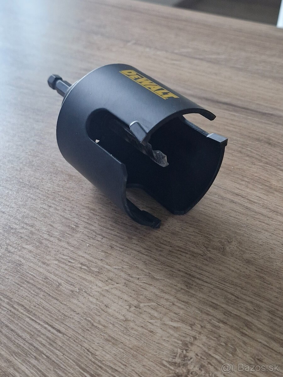 Predam uplne novu vrtaciu korunku dewault 70mm