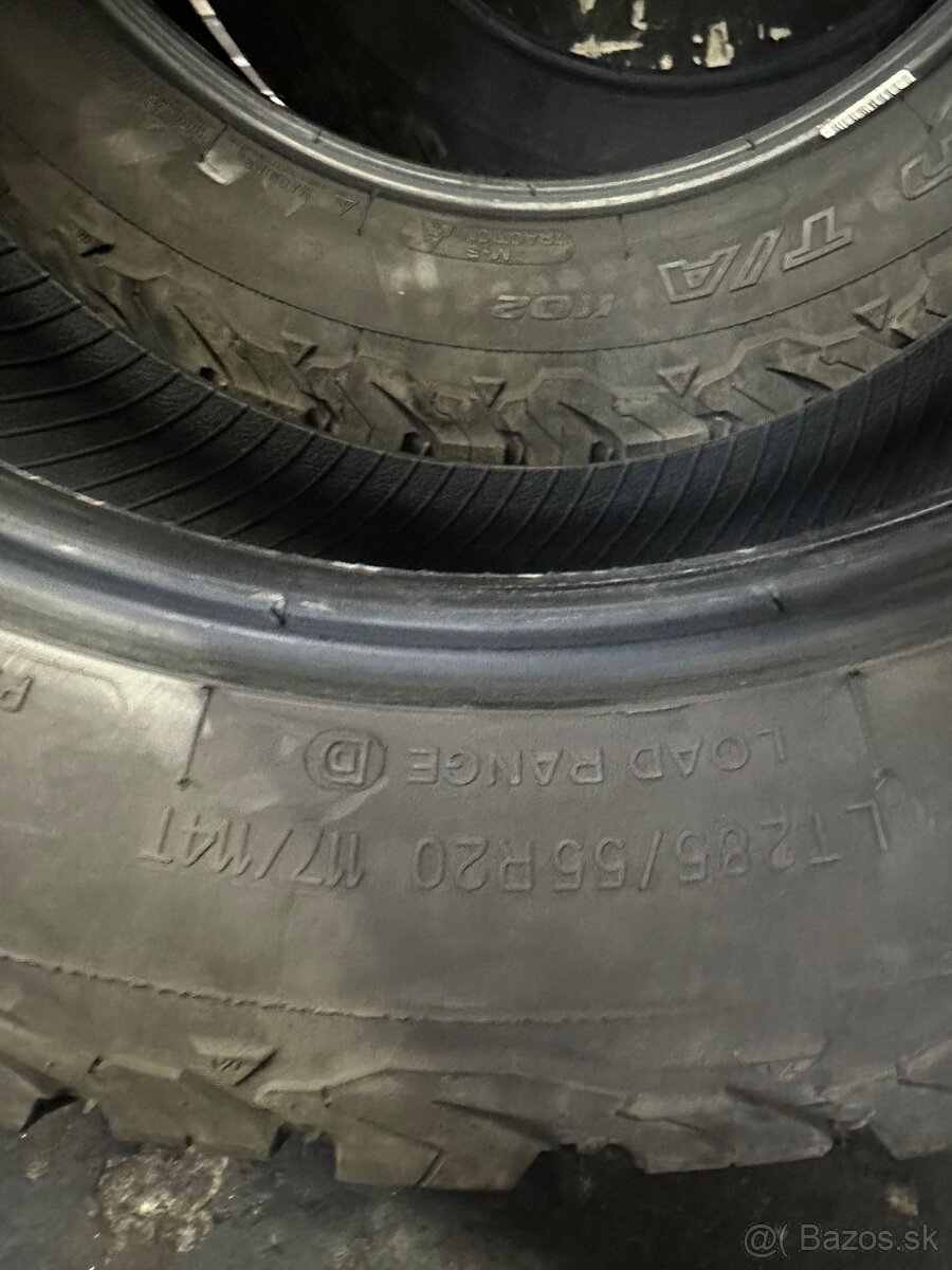 Pneumatiky LT285/55R20 2020 rok výroby 4kus