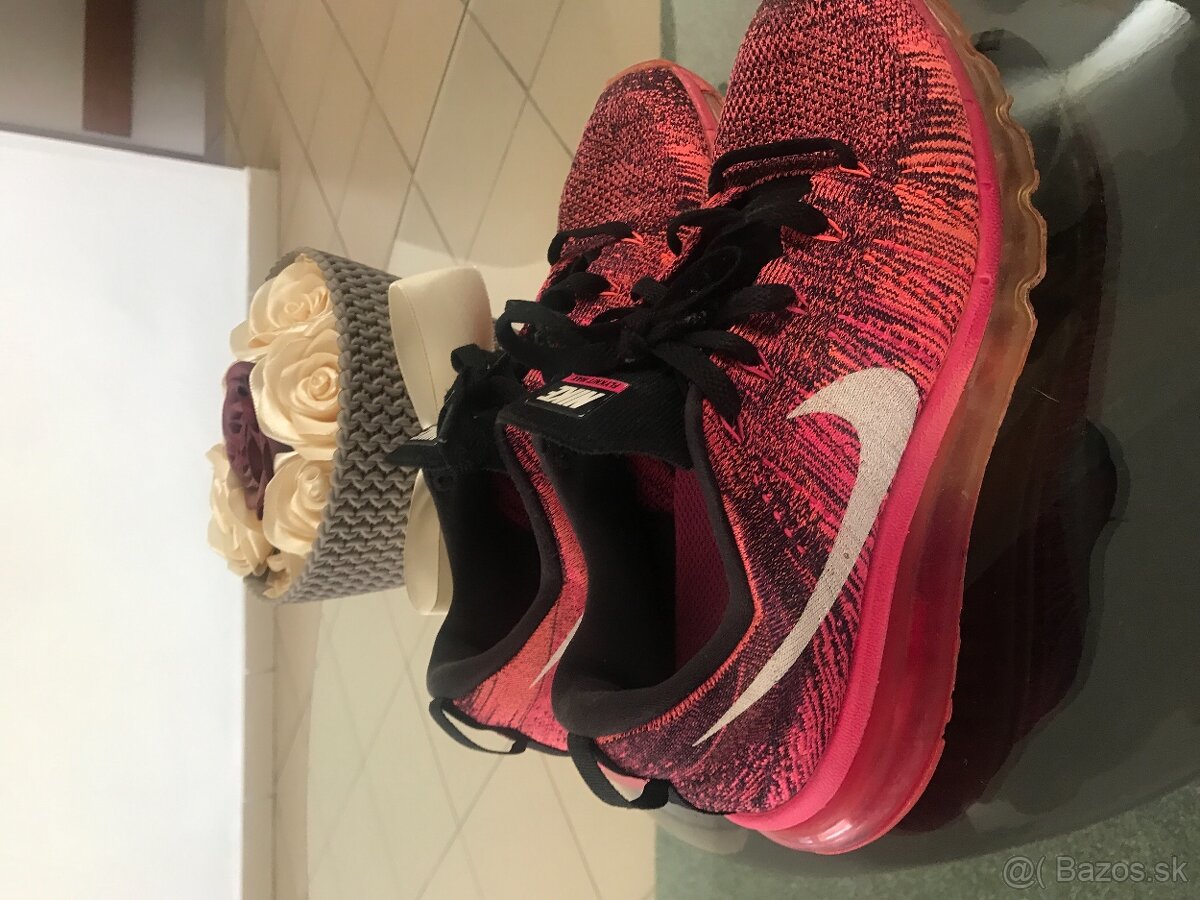 NIKE flyknit max originál damske tenisky veľkosť 40