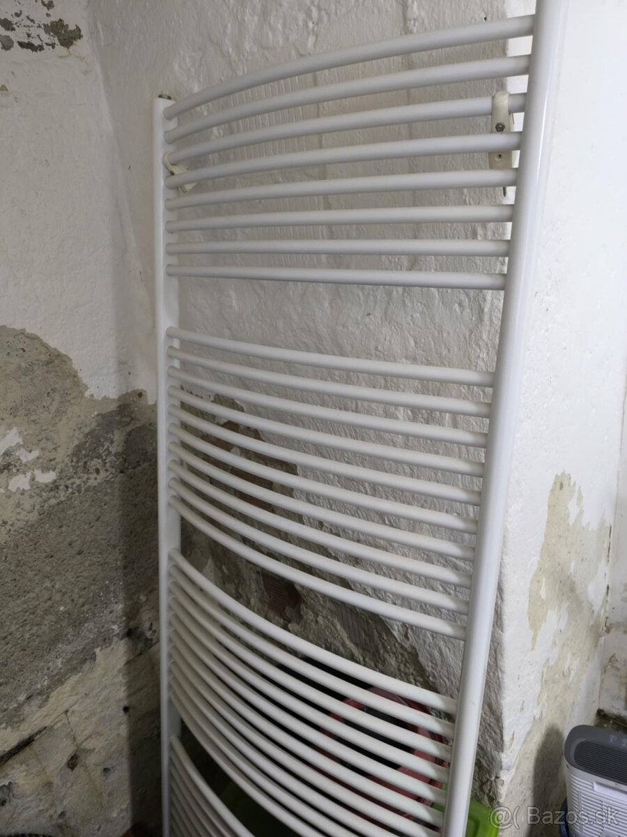 Predám rebríkový radiator