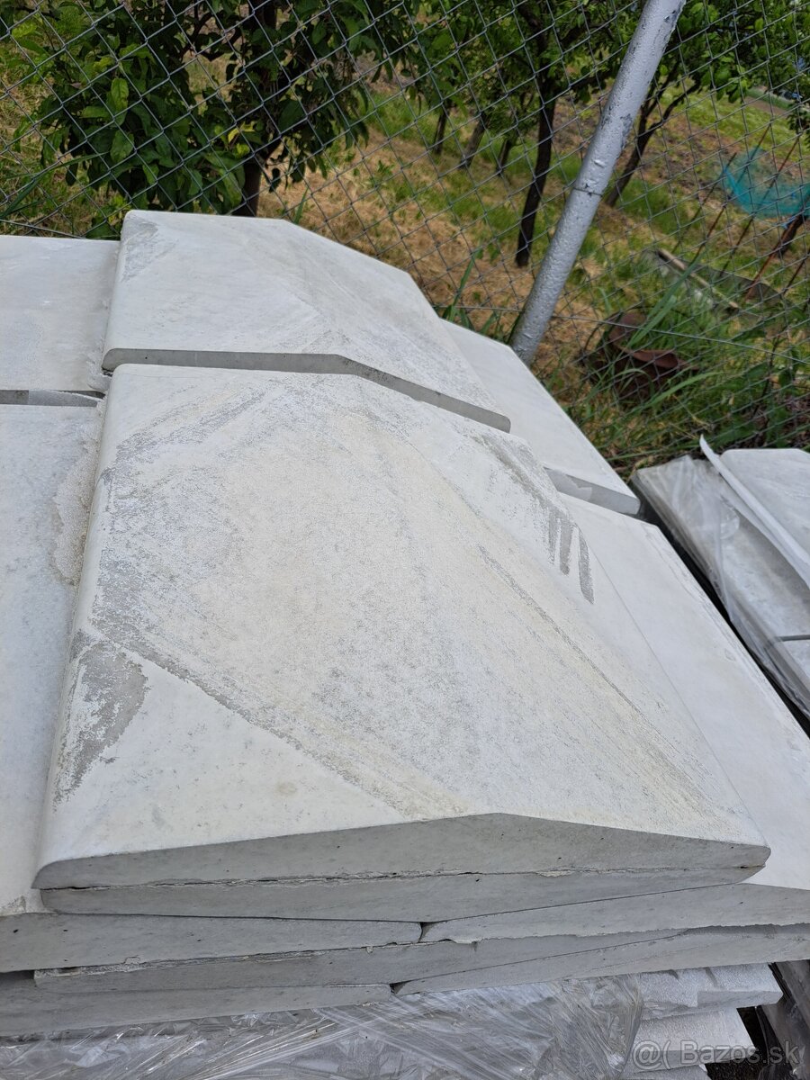 betonove striesky 45x50cm spadove