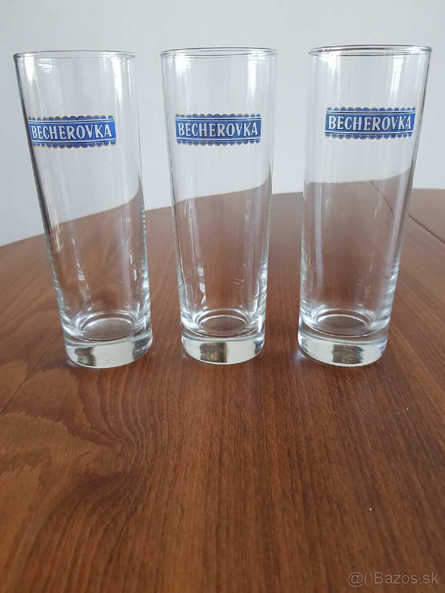 Retro sklenené poháre Becherovka