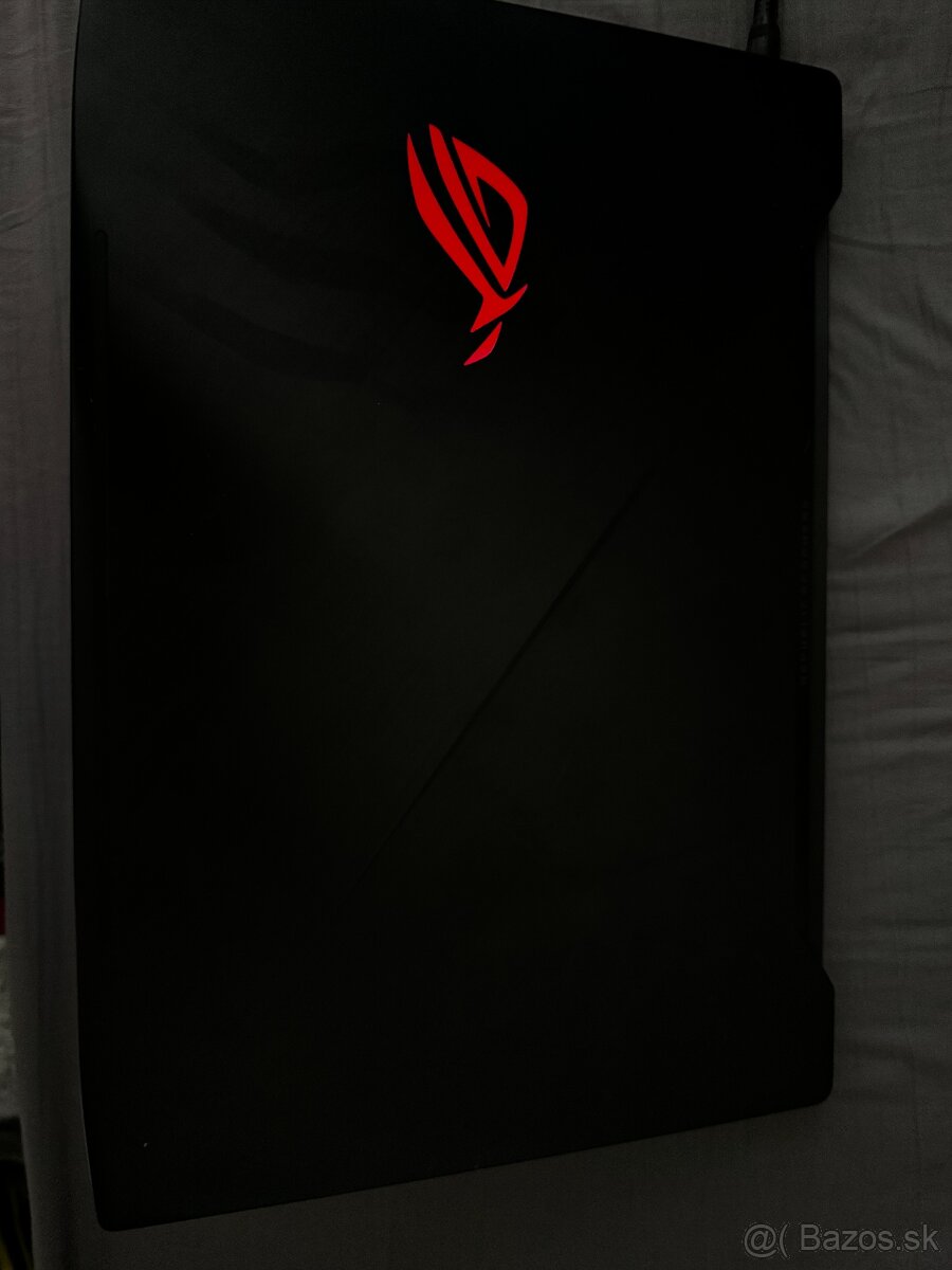 asus ROG strix