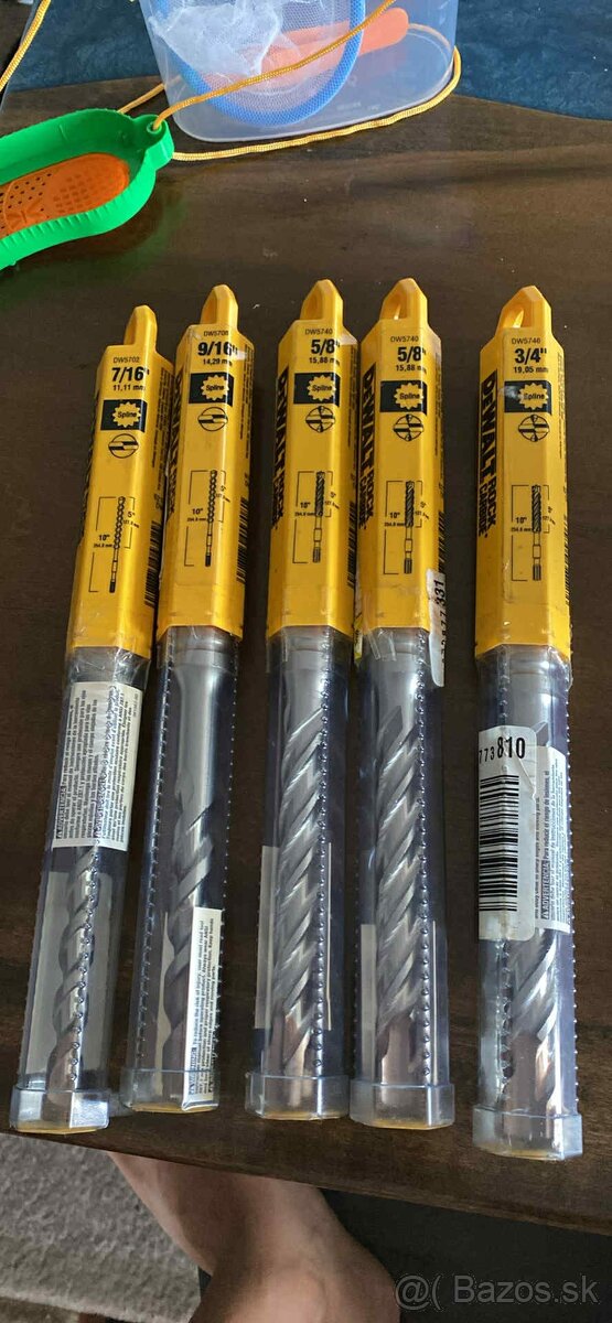 Vrtáky dewalt spline