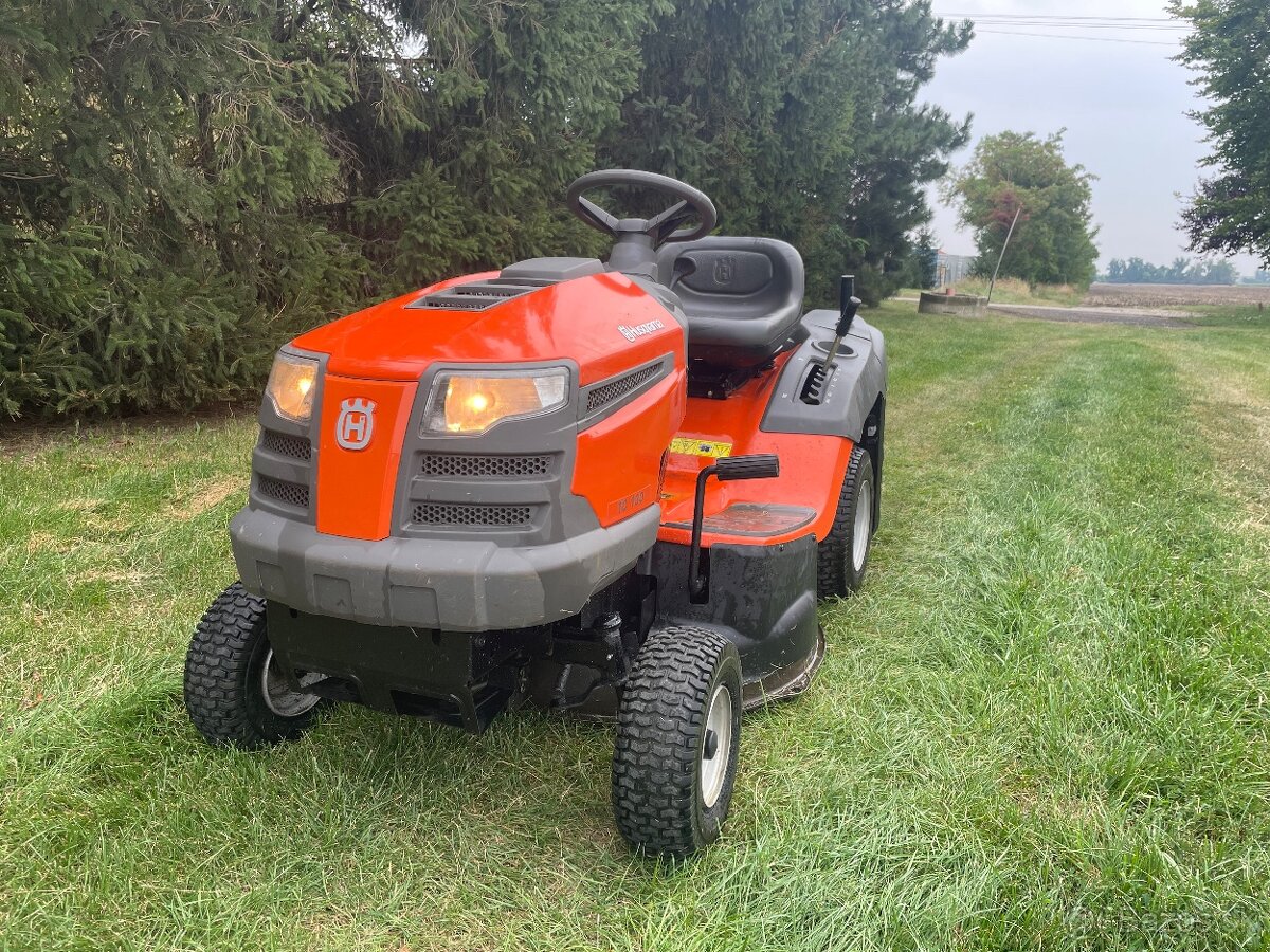 Traktorová kosačka husqvarna tc130