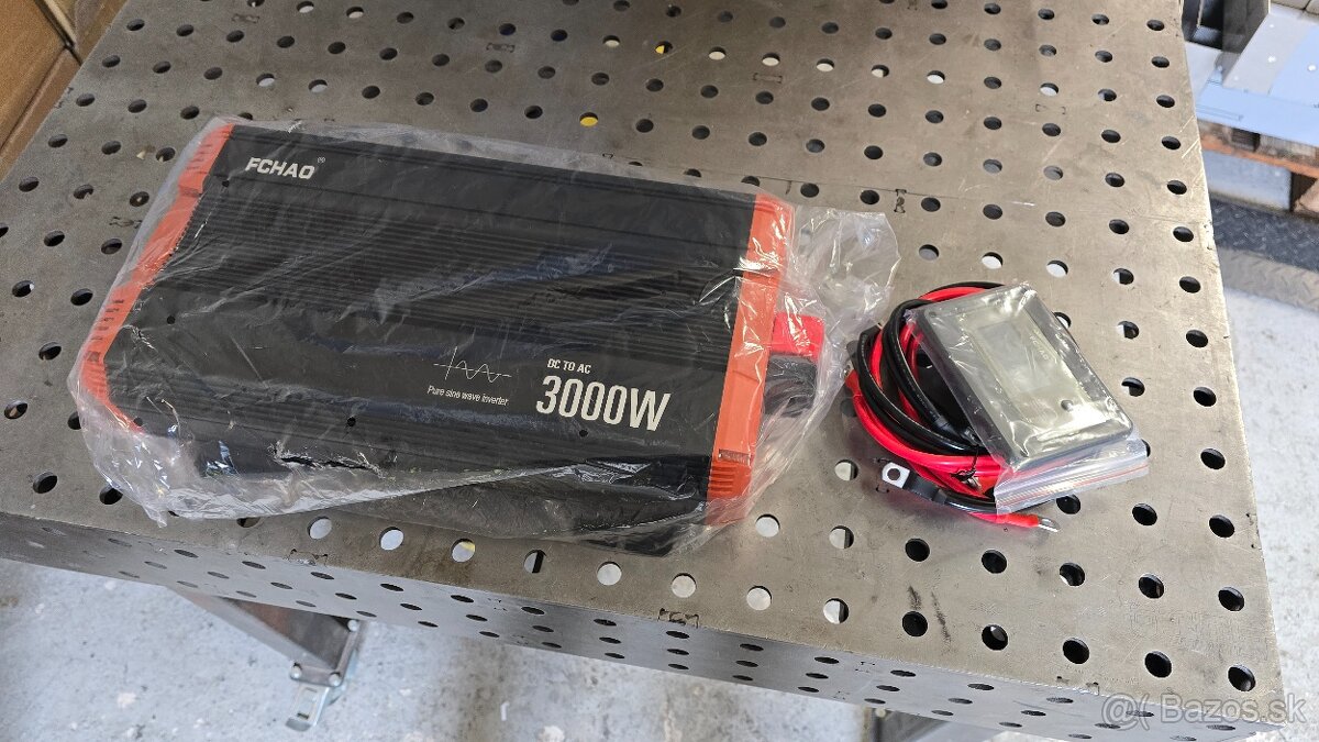 Predám menic 12VDC-230Vac 3000W