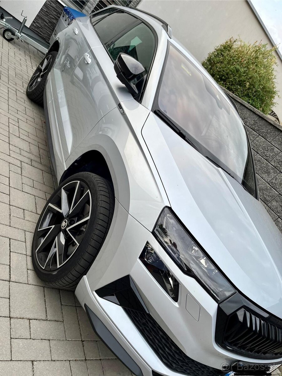 Predám Škoda Karoq 1,5 Tsi Sportline