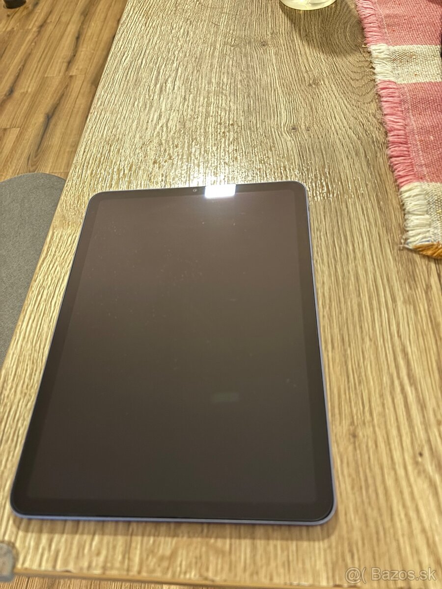 Apple IPad Air 2022 5 gen. Wifi purple