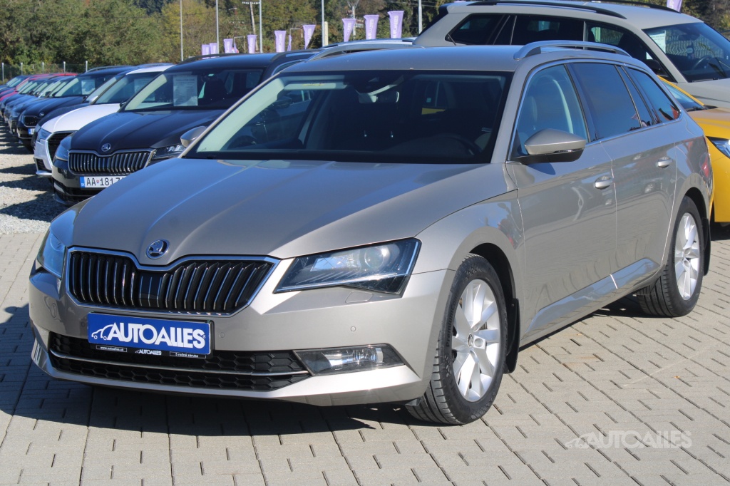 Škoda Superb Combi 2,0 TDi DSG 140 kW 4x4 STYLE, ODPOČET DPH