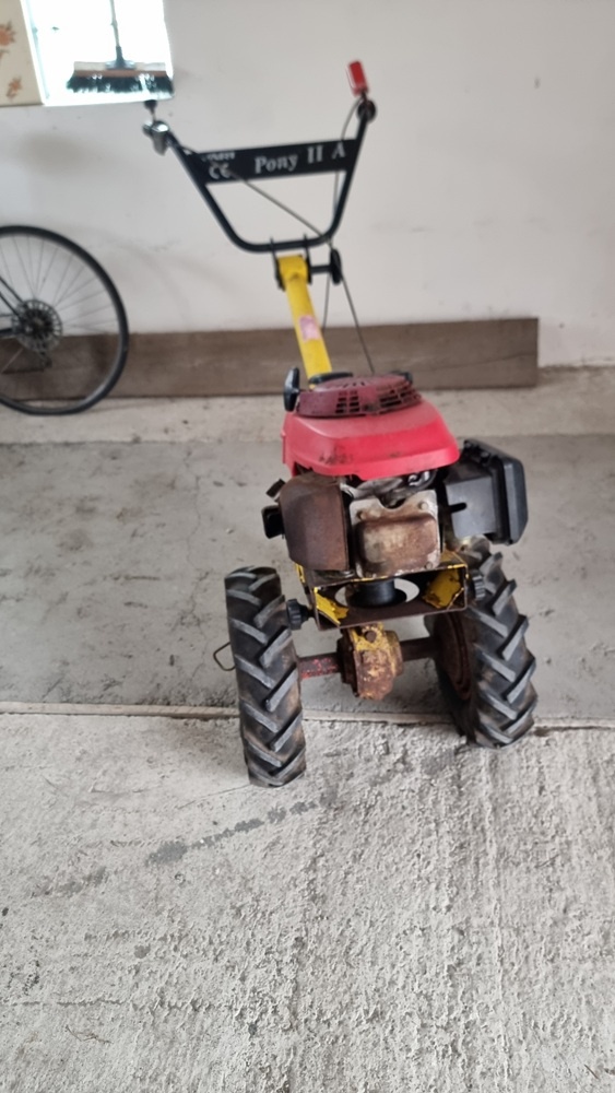 Predám stavebnicu VARI PONY II