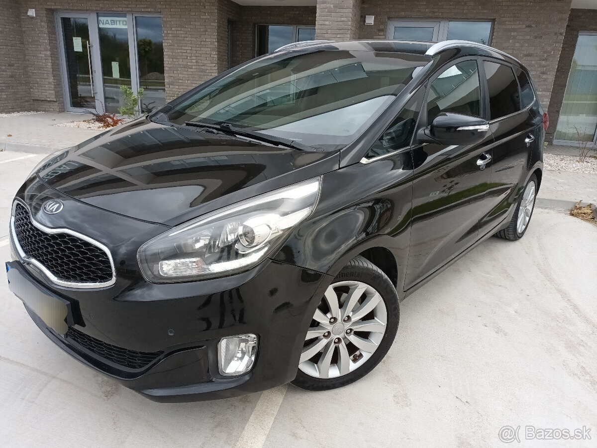 Kia Carens 1.7crdi 115ps 7 miestne top stav