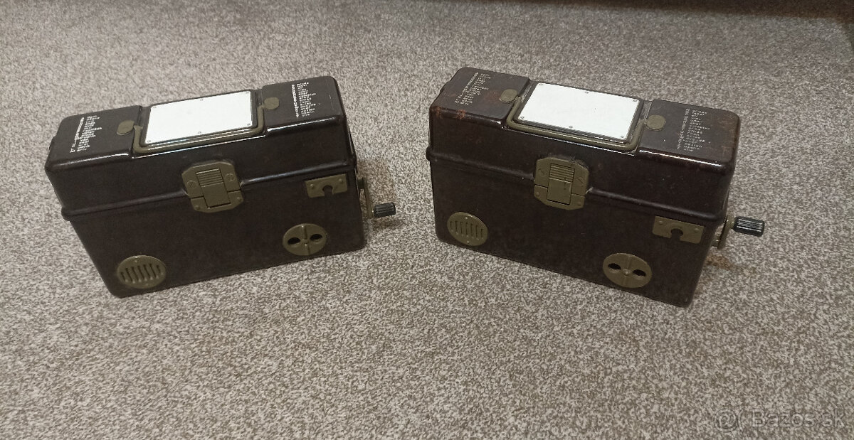 2x starý retro poľný telefon (vojenský telefon)