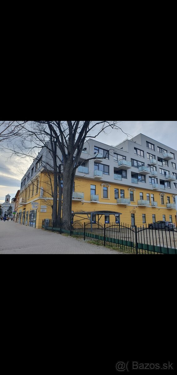 Prenájom parkovacieho miesta v centre