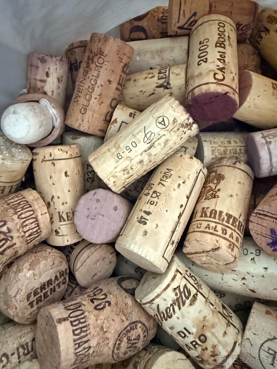 Zbierka korkove zatky taliansko