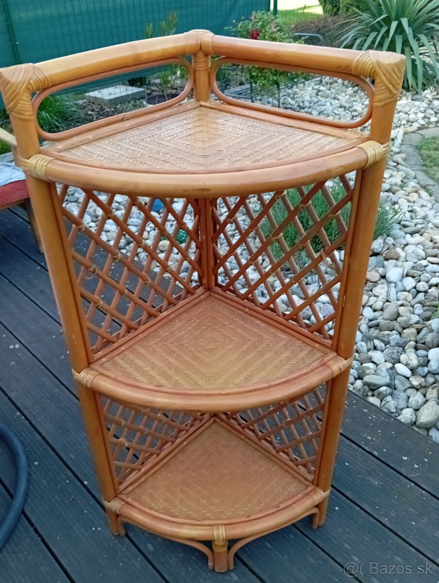 Ratanová komoda a polica