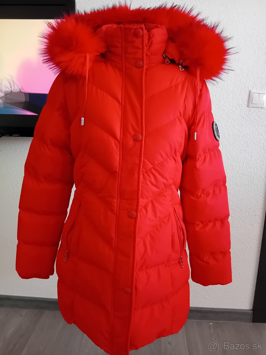 Zateplena zimná bunda