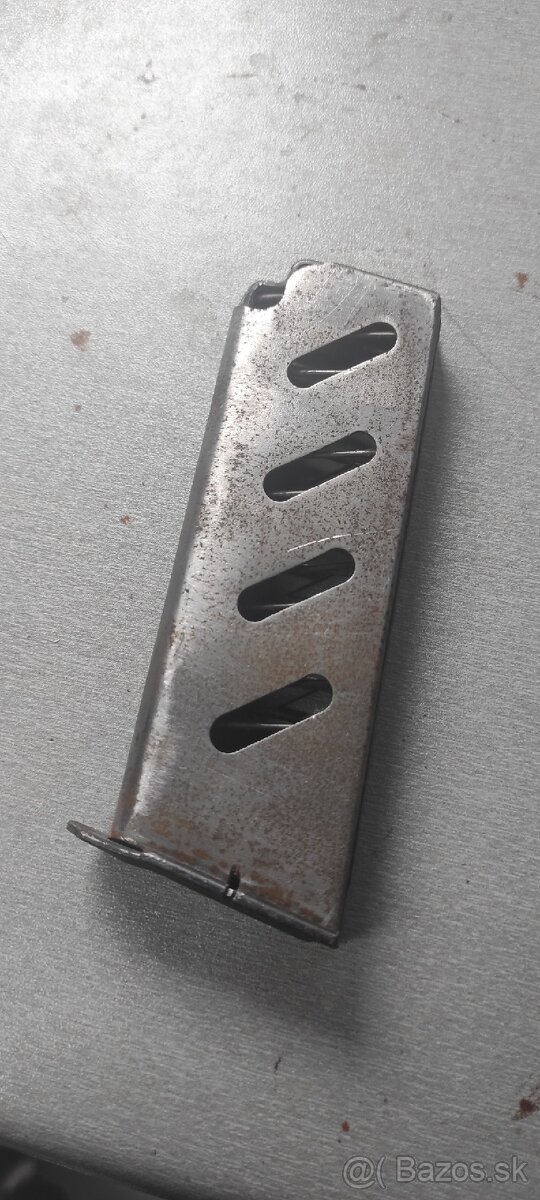 Zásobník pištoľ CZ 52