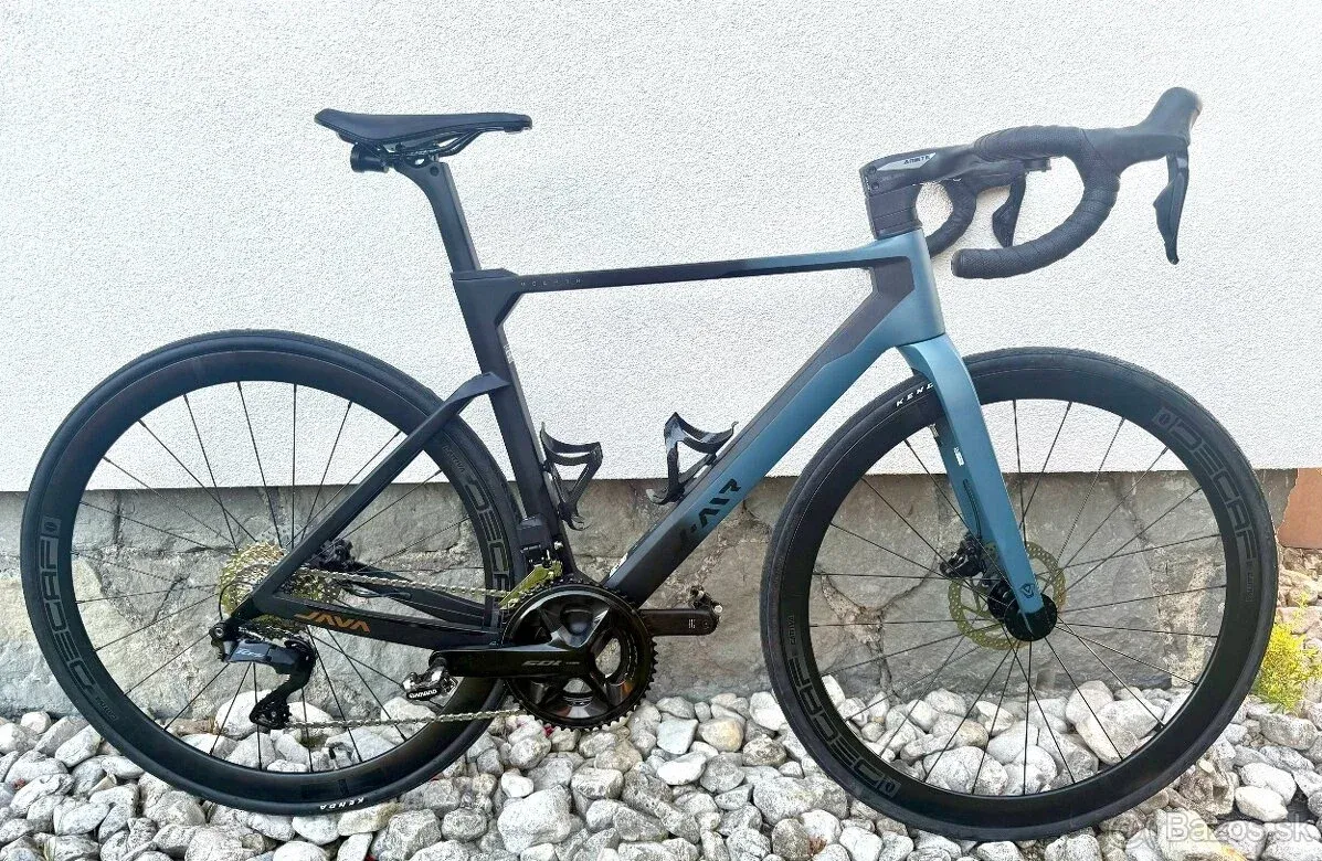 Carbonový Cestný Bicykel UCI