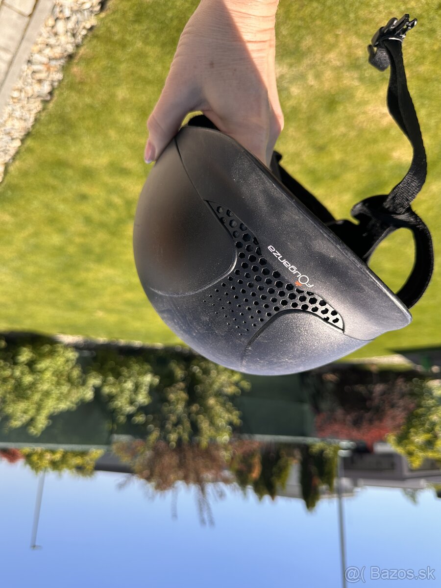 Jazdecka prilba