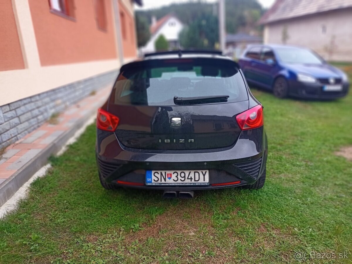 Predám Piate Kufrove dvere Seat Ibiza 6J + Krídlo
