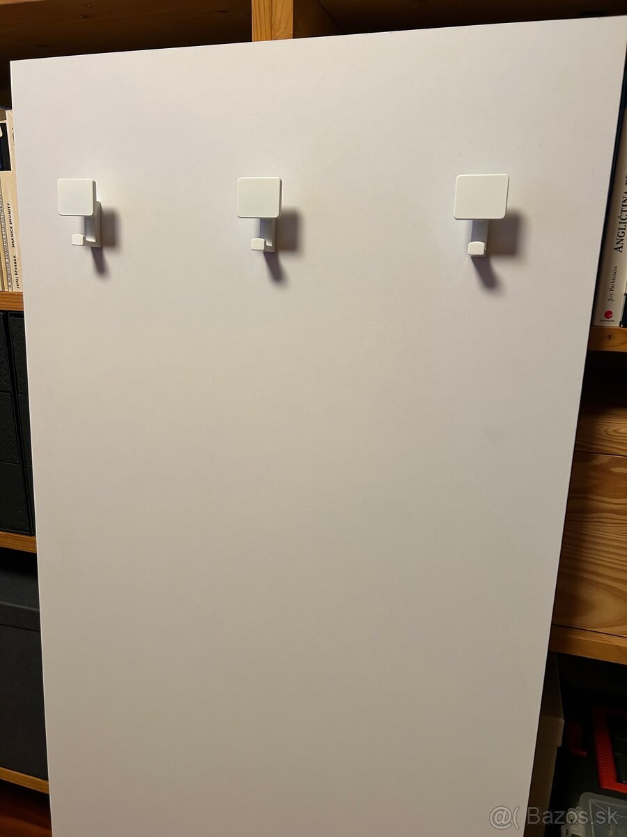 Nástenný vešiakový panel Drevona TETRIS 07 biely 60x120 cm