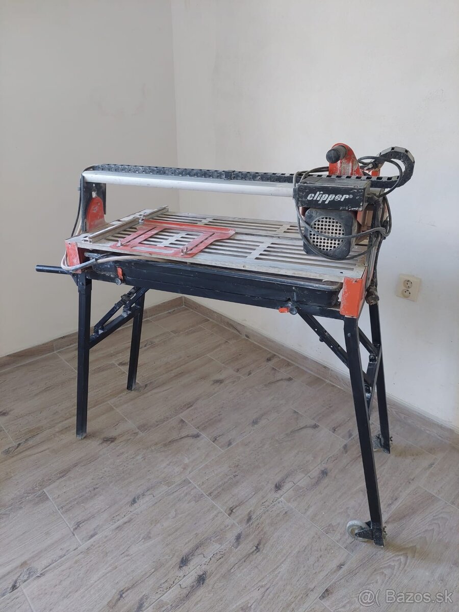 Pila na dlažbu a obklad