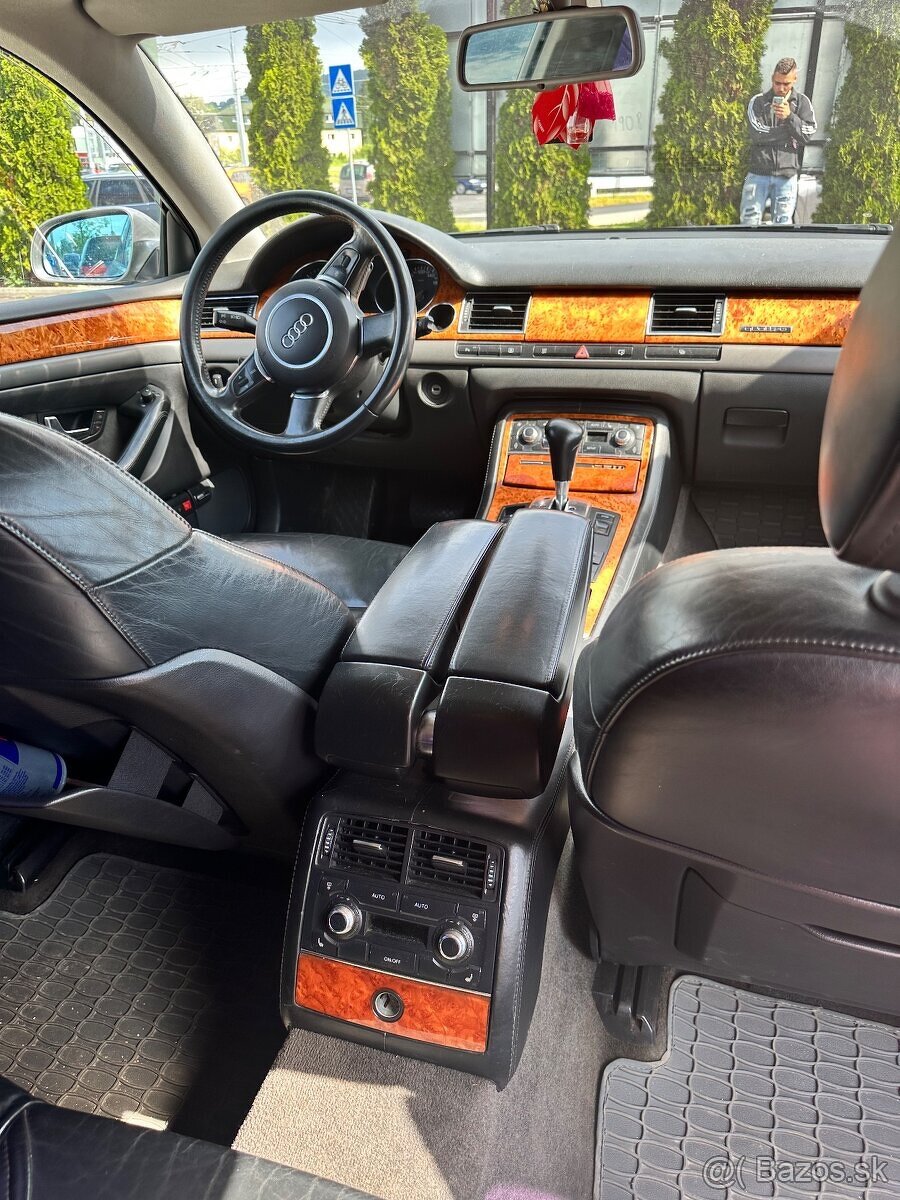 Audi A8 d3
