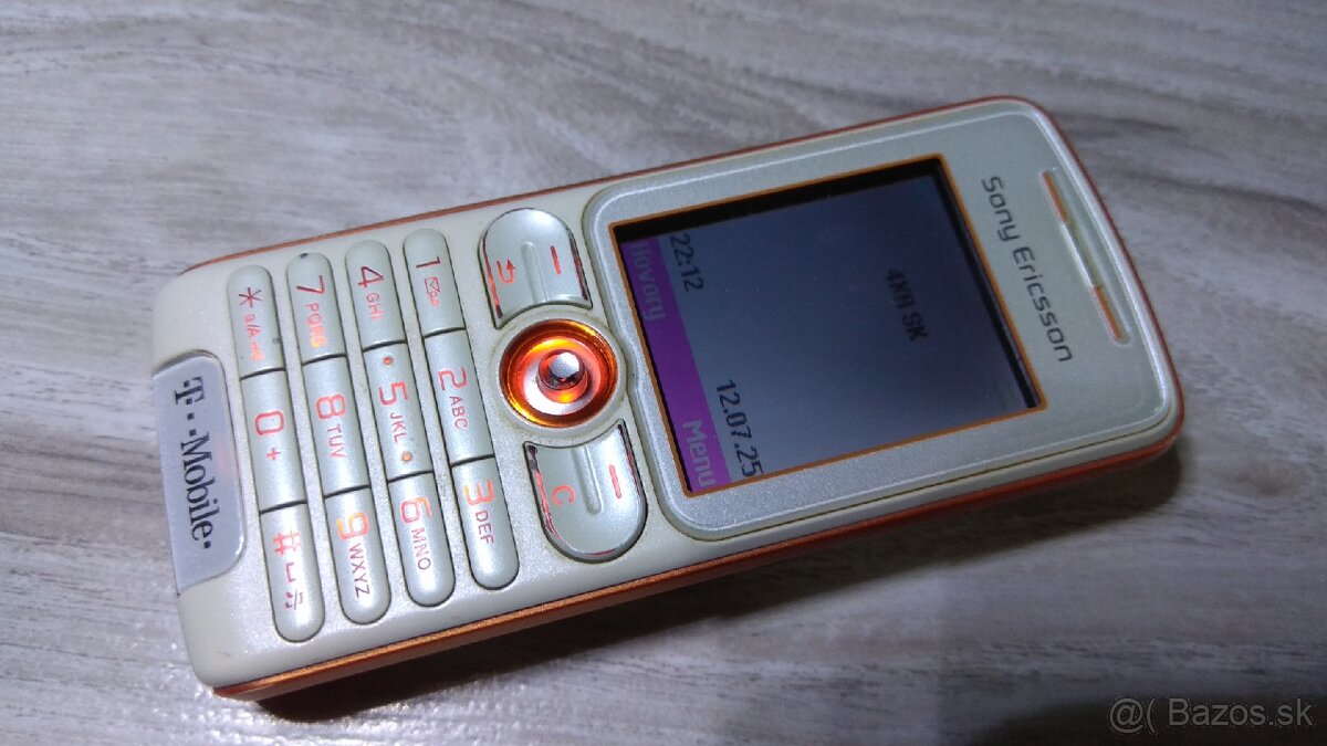 Sony Ericsson W200i