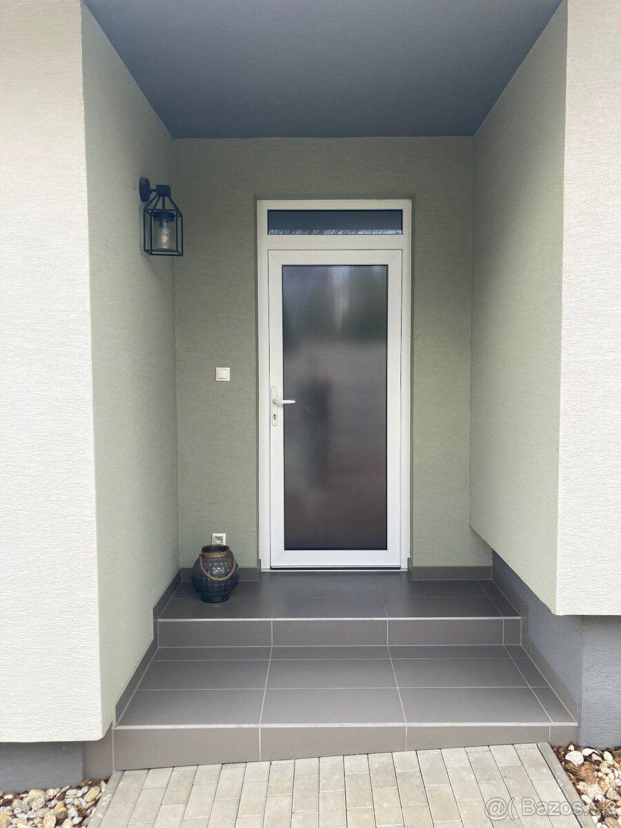 Prenajmem dom v radovej zástavbe 5 km od Nitry