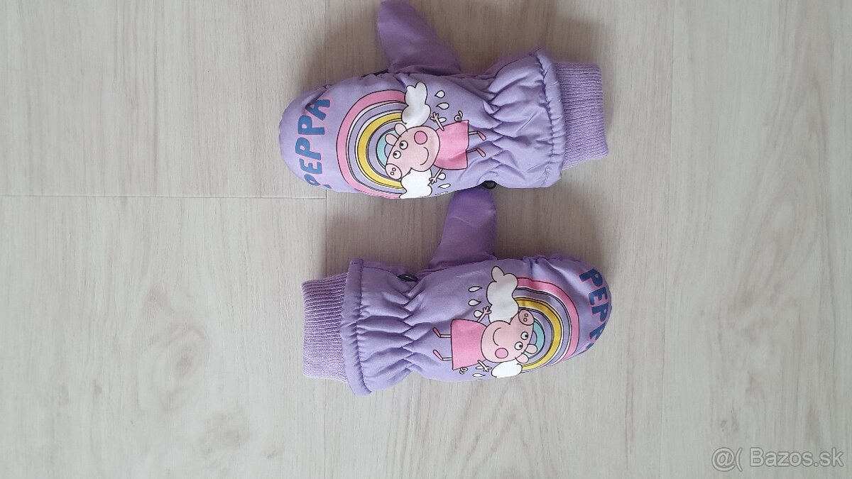 Úplne nové zimné detské rukavice Peppa pig.