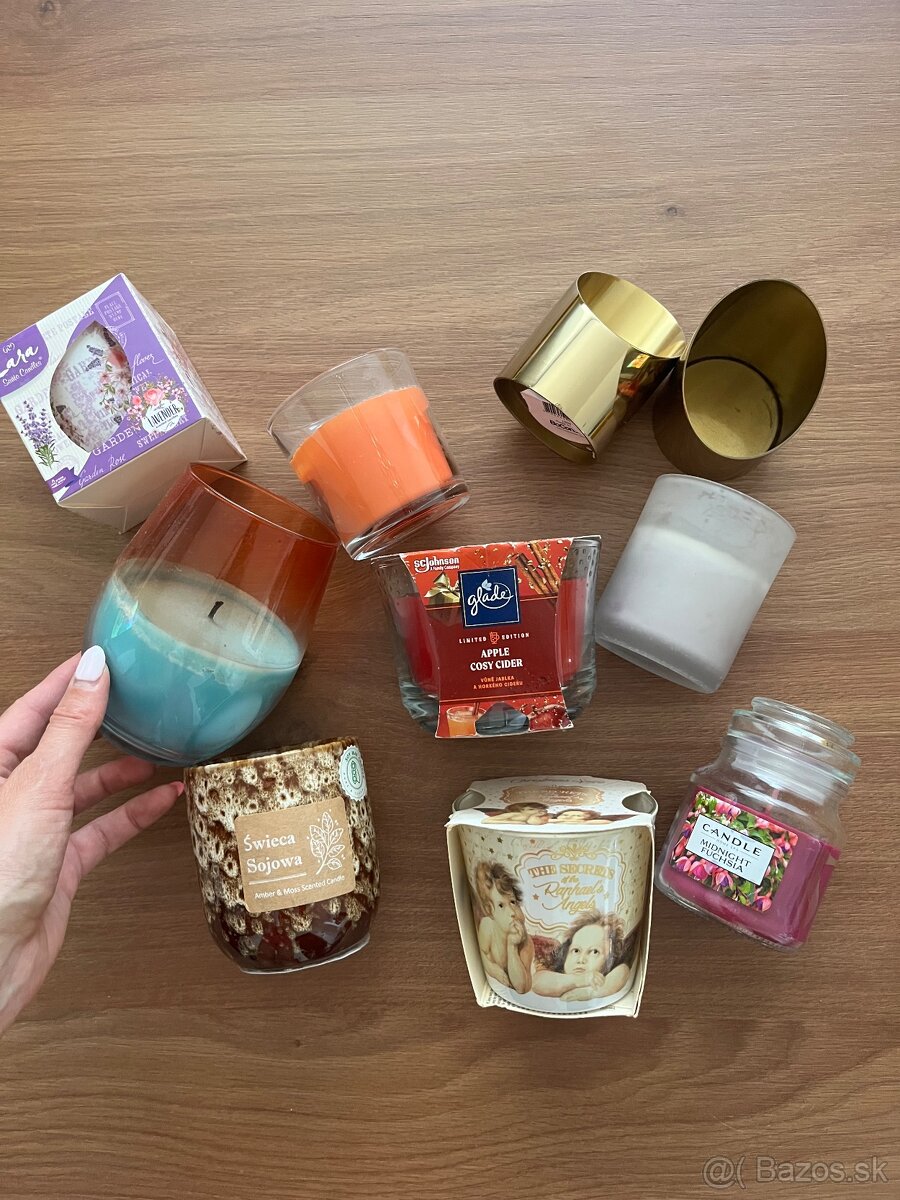 Vonne sviecky do interieru/zlaty svietnik pepco, glade