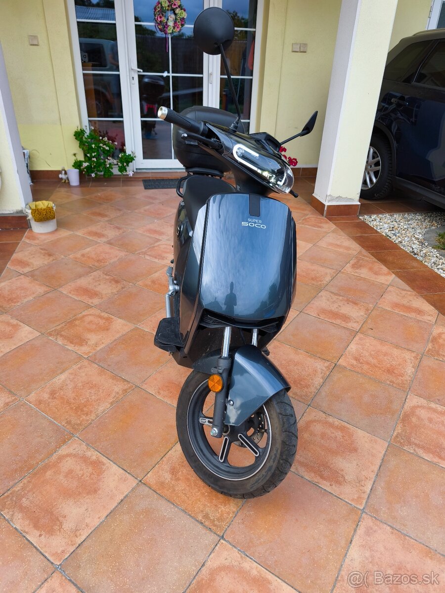 Vmoto Super Soco CUx