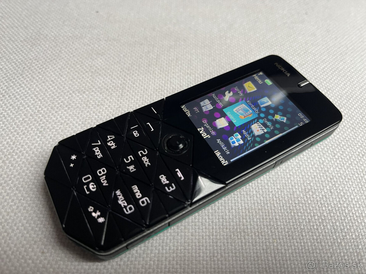 .: NOKIA 7500 Prism :.