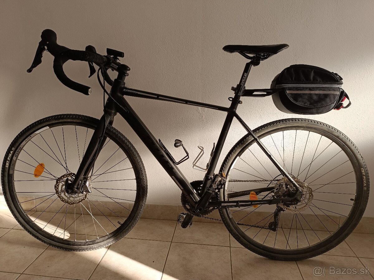 Predám gravel bicykel