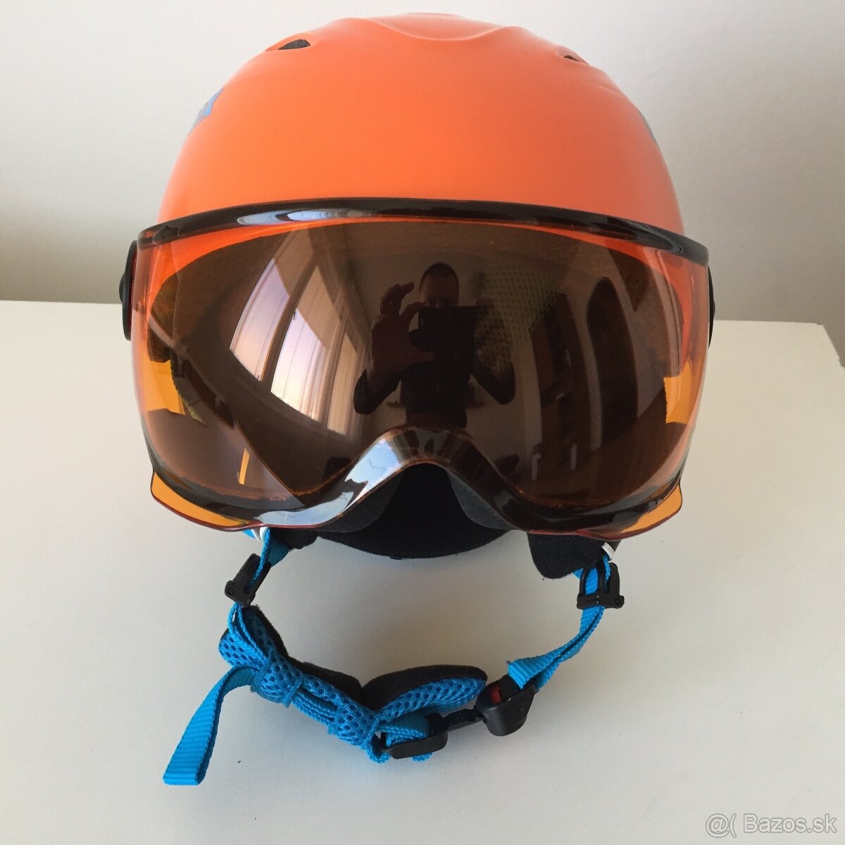 Lyžiarska helma - Uvex