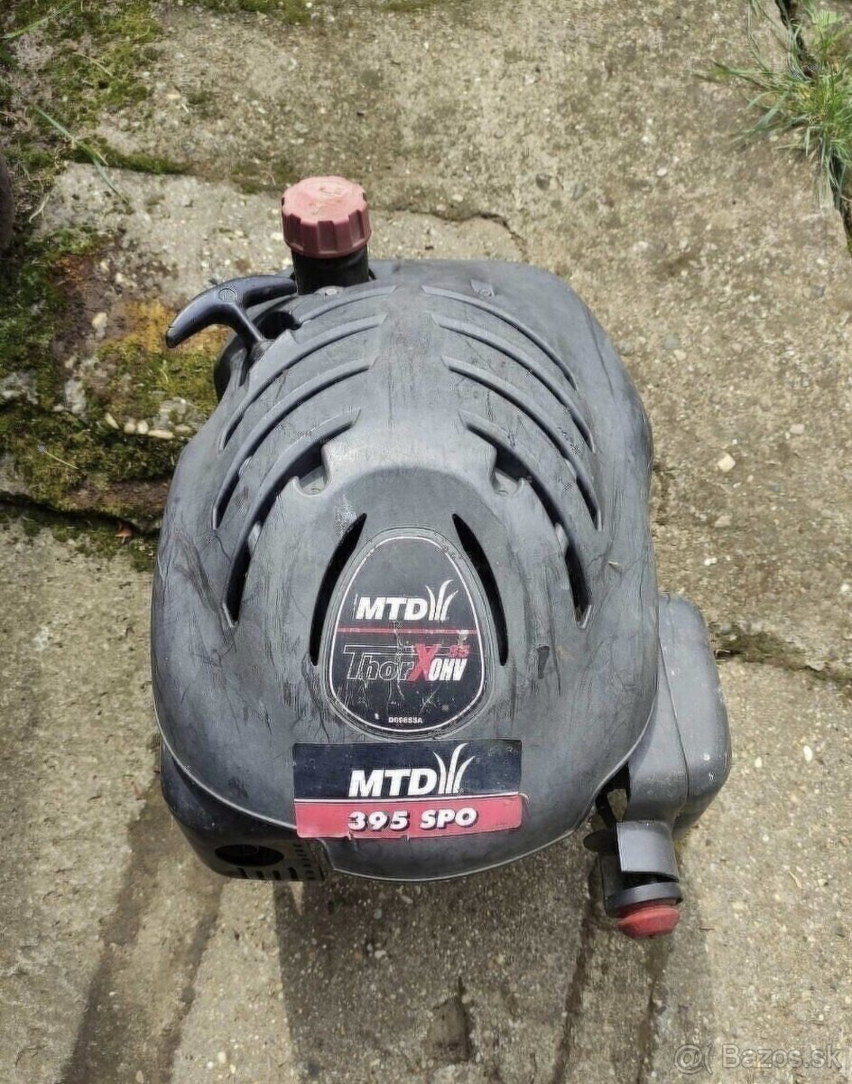 Predám motor z kosačky