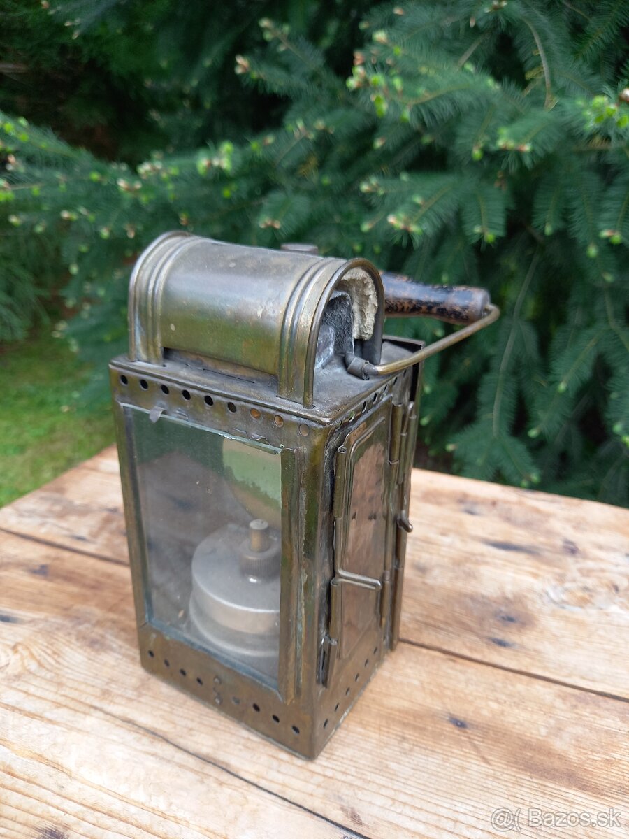 železničiarska lampa